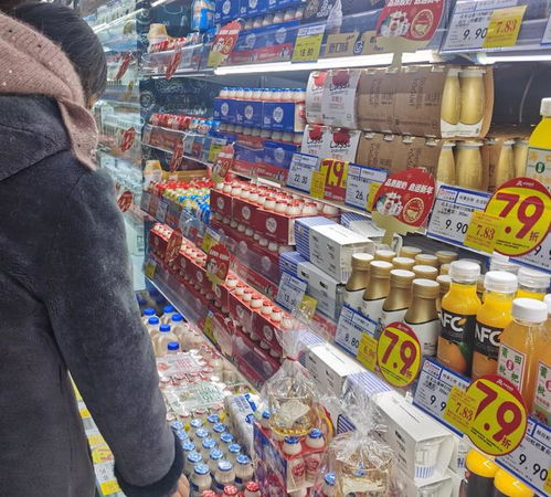 哈尔滨商家创新促销激发消费活力，日用百货销售迎热潮